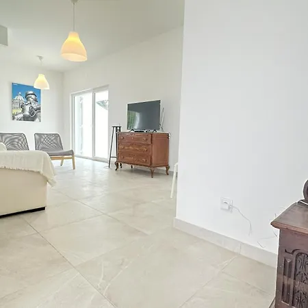 Sea Breeze Beach House Holiday home